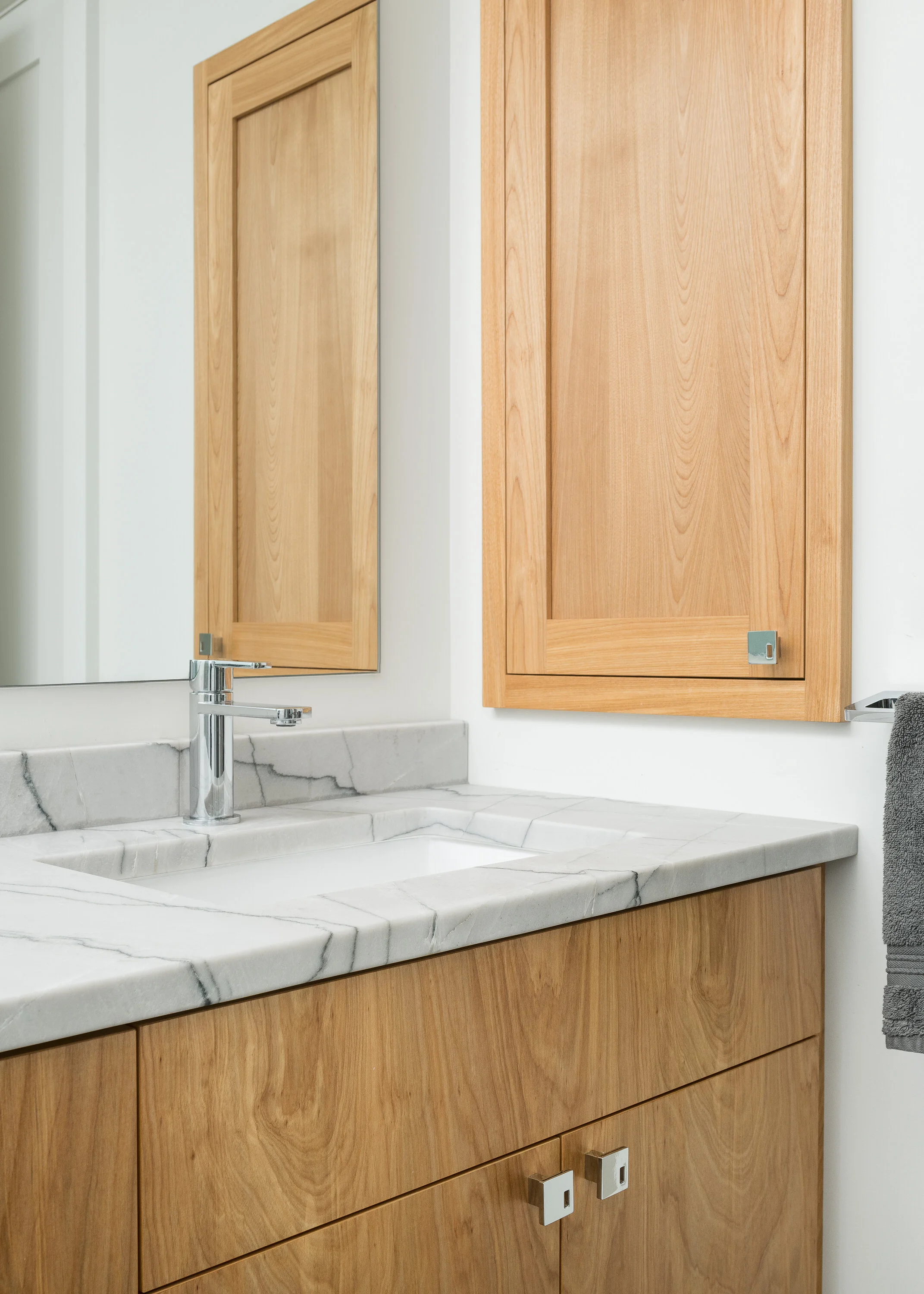 Custom made medicine cabinets deals